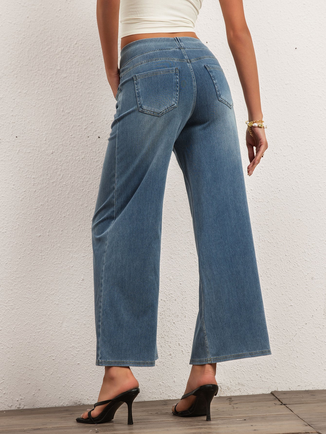 Wide Leg Stretch Jeans